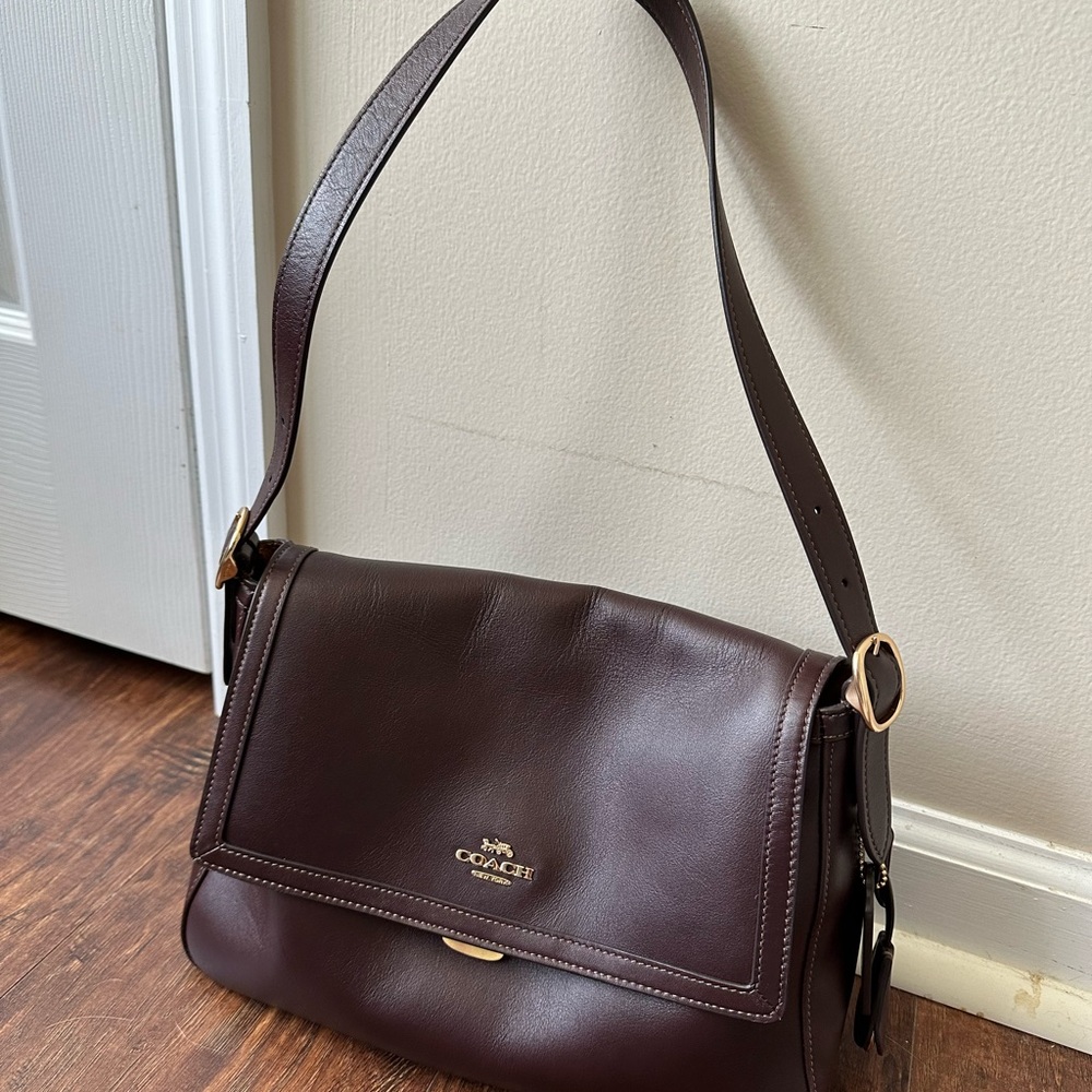 Large Etta flap bag in espresso